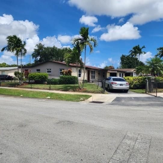 Real estate property located at 3521 17th St, Broward County, Lauderhill, FL
