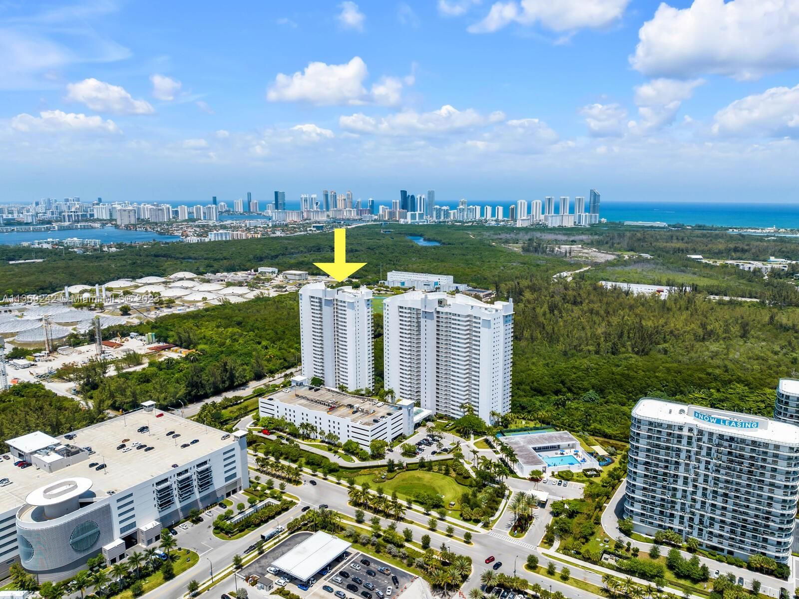 Real estate property located at 15051 Royal Oaks Ln #2504, Miami-Dade County, North Miami, FL