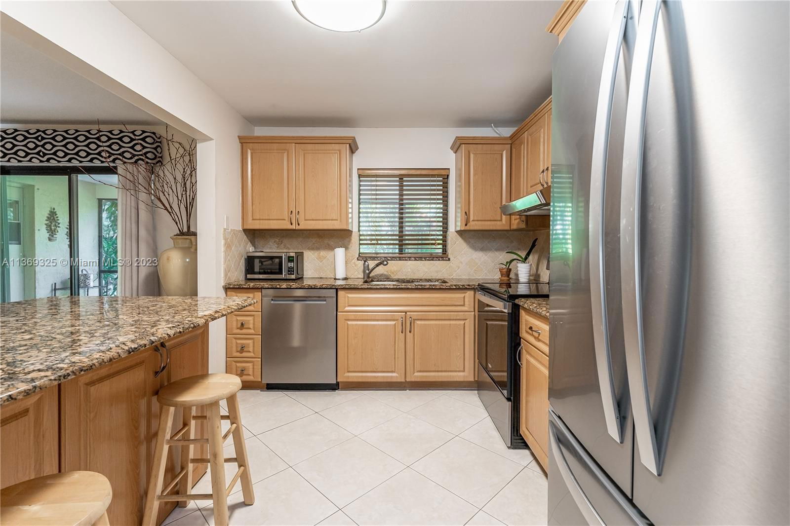 Real estate property located at 2534 98th Ter, Broward County, Coral Springs, FL