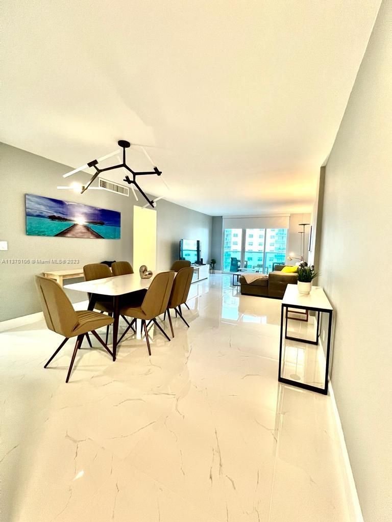 Real estate property located at 3901 Ocean Dr #9A, Broward County, TIDES ON HOLLYWOOD BEACH, Hollywood, FL