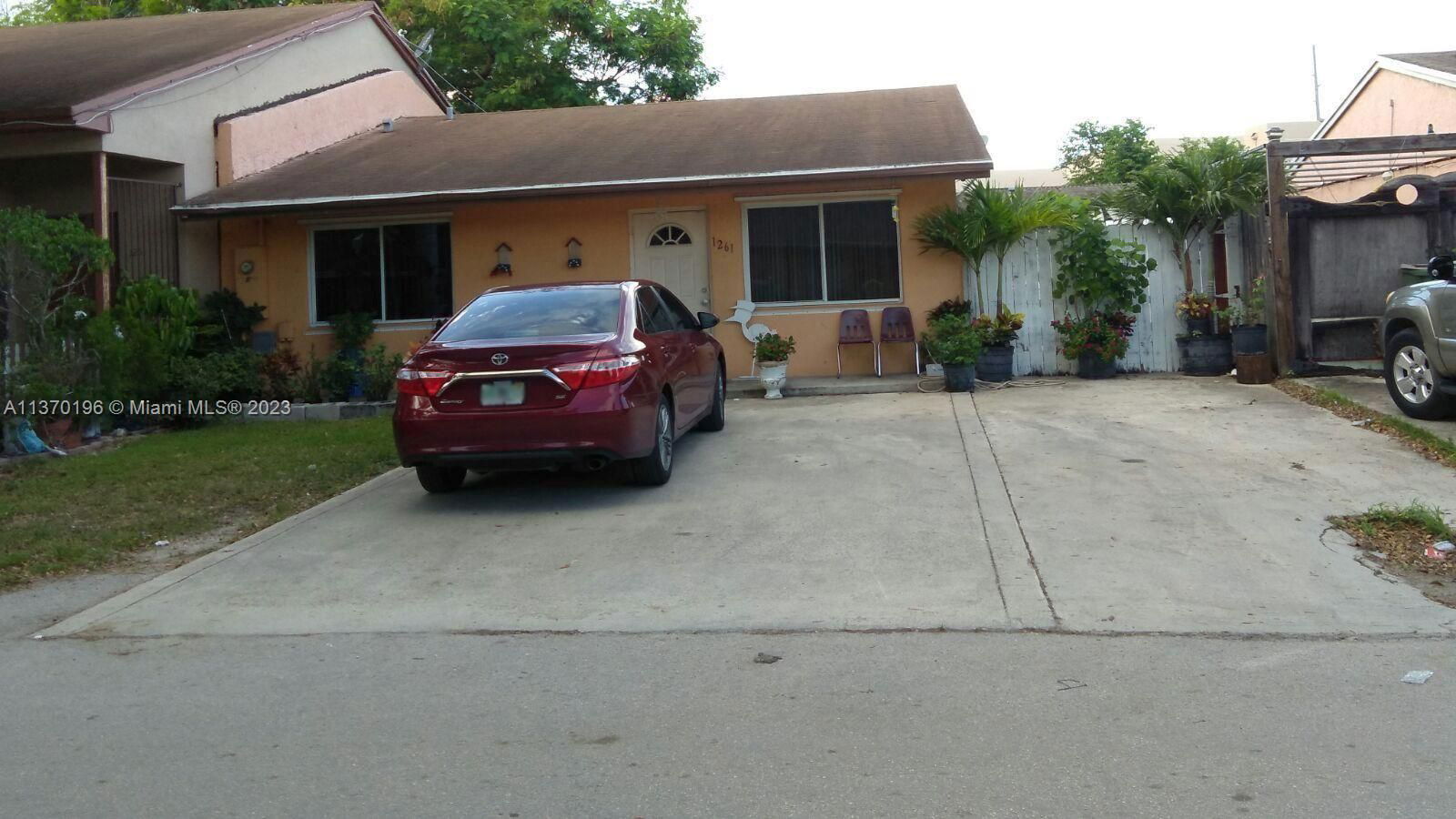 Real estate property located at 1261 Kia Dr #1261, Miami-Dade County, Homestead, FL