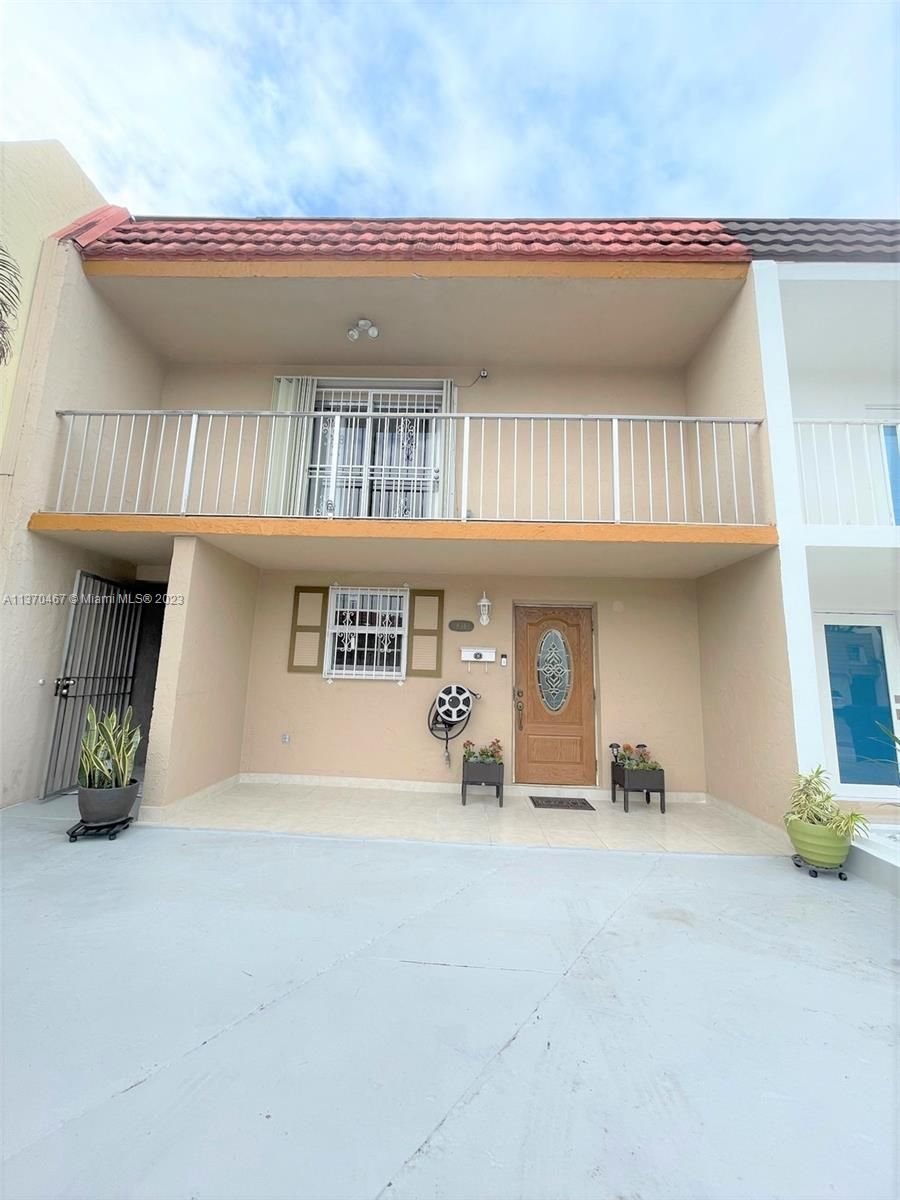 Real estate property located at 834 80th Pl #834, Miami-Dade County, Hialeah, FL