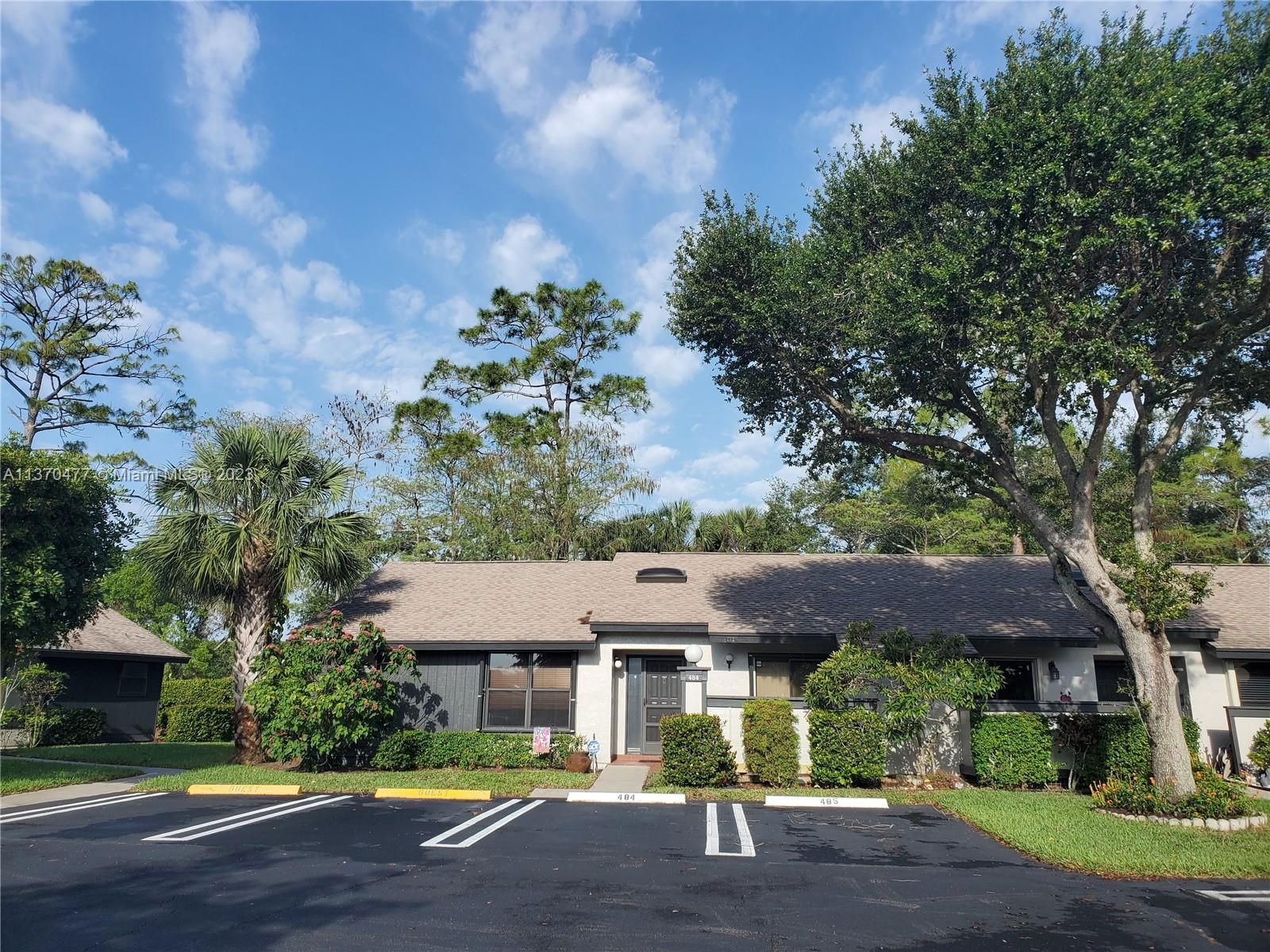Real estate property located at 484 Lynbrook Ct #484, Palm Beach County, Royal Palm Beach, FL