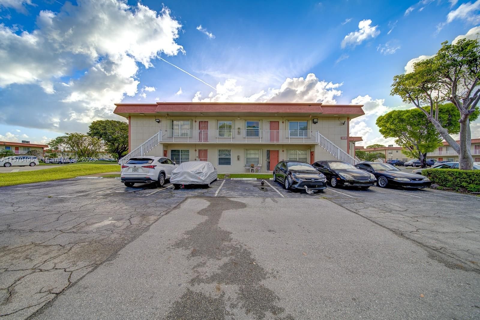 Real estate property located at 12840 43 Drive #282-B, Miami-Dade County, Miami, FL