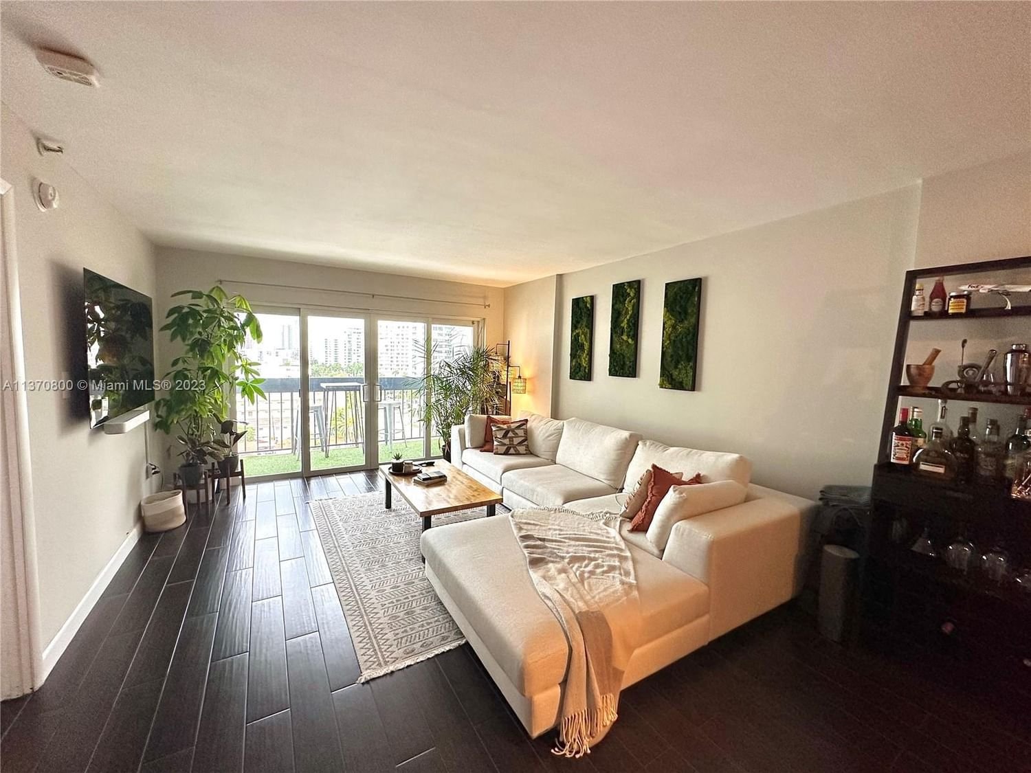 Real estate property located at 1345 West Ave #1002, Miami-Dade County, Miami Beach, FL