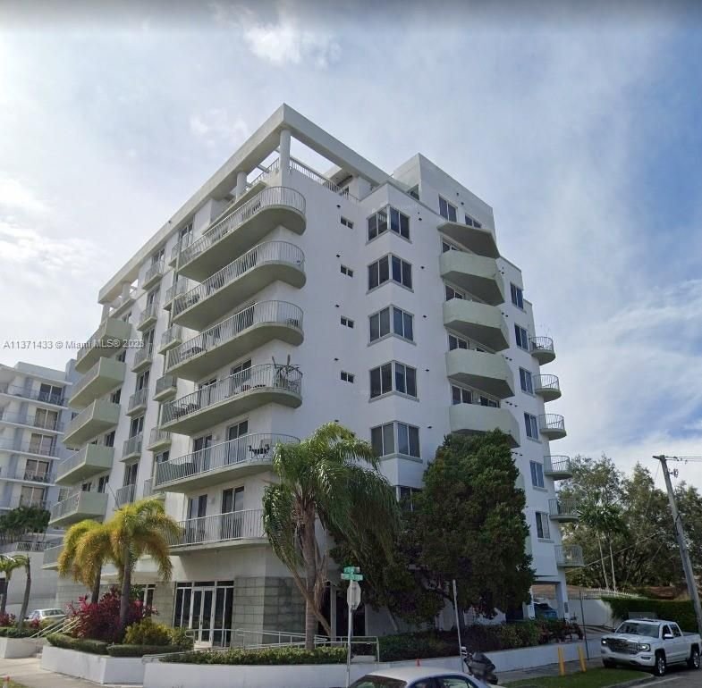 Real estate property located at 2550 27th Ave #601, Miami-Dade County, Miami, FL