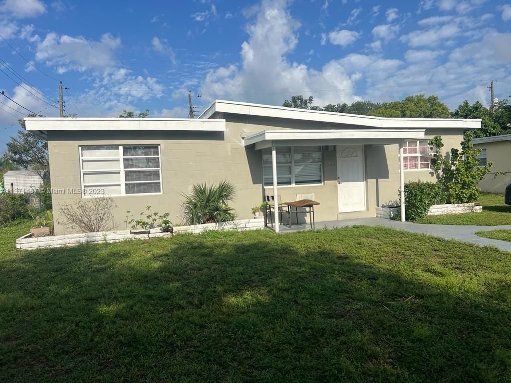 Real estate property located at 2720 53rd Ave, Broward County, West Park, FL