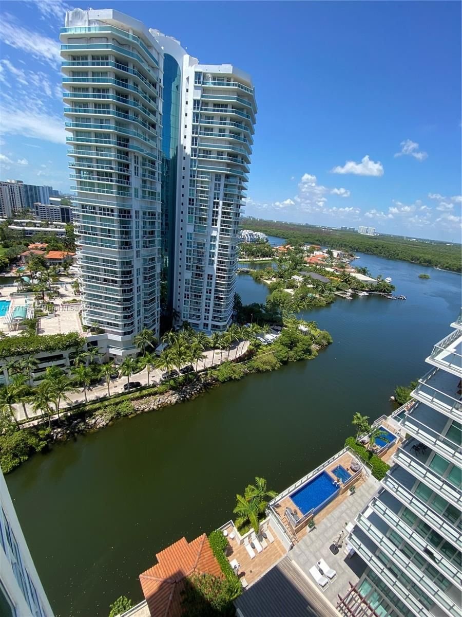 Real estate property located at 250 Sunny Isles Blvd #3-1804, Miami-Dade County, ST TROPEZ ON THE BAY III, Sunny Isles Beach, FL