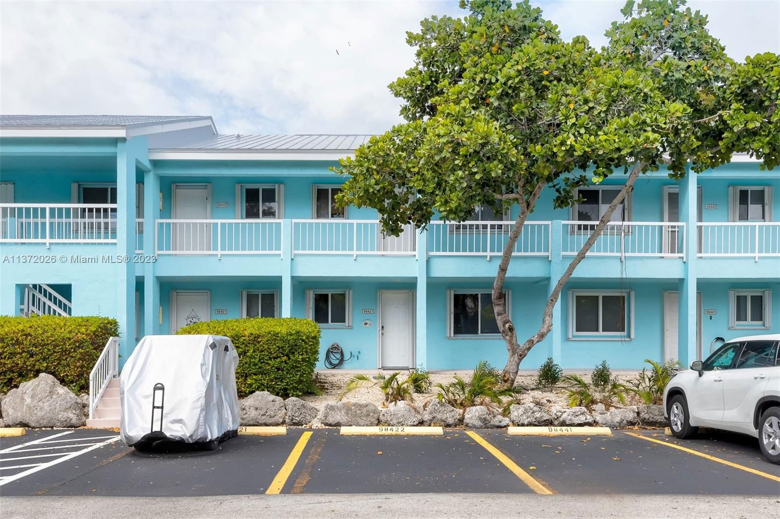 Real estate property located at 98421 Windward Ave #98421, Monroe County, Key Largo, FL