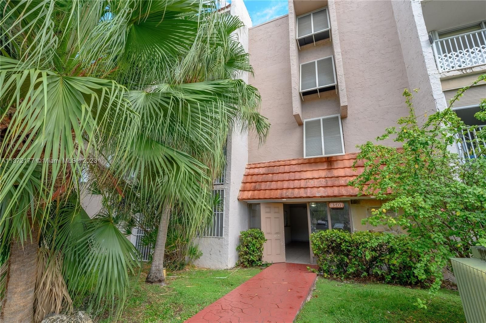 Real estate property located at 8501 8th St #105, Miami-Dade County, Miami, FL