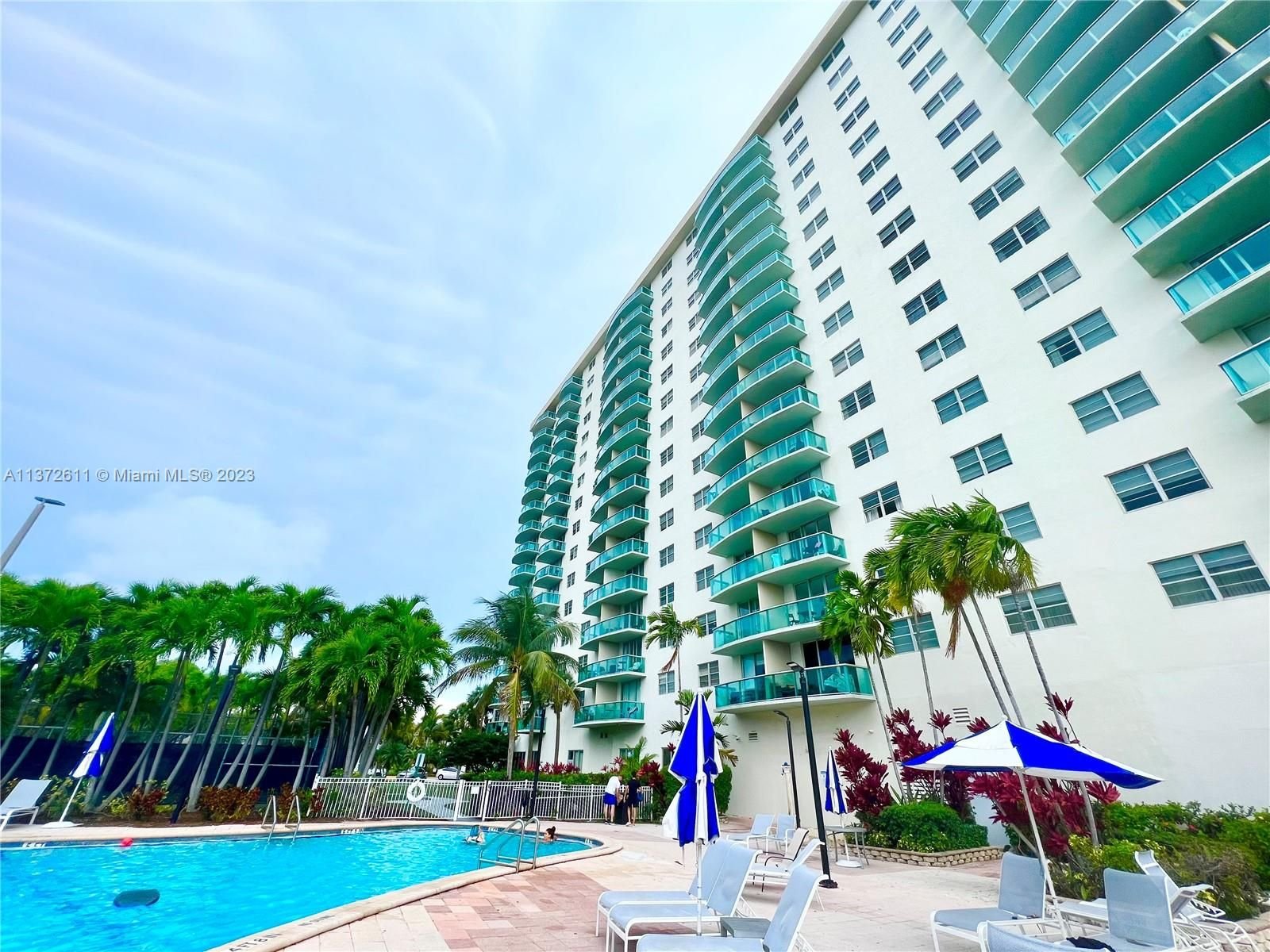 Real estate property located at 19370 Collins Ave #826, Miami-Dade County, Sunny Isles Beach, FL