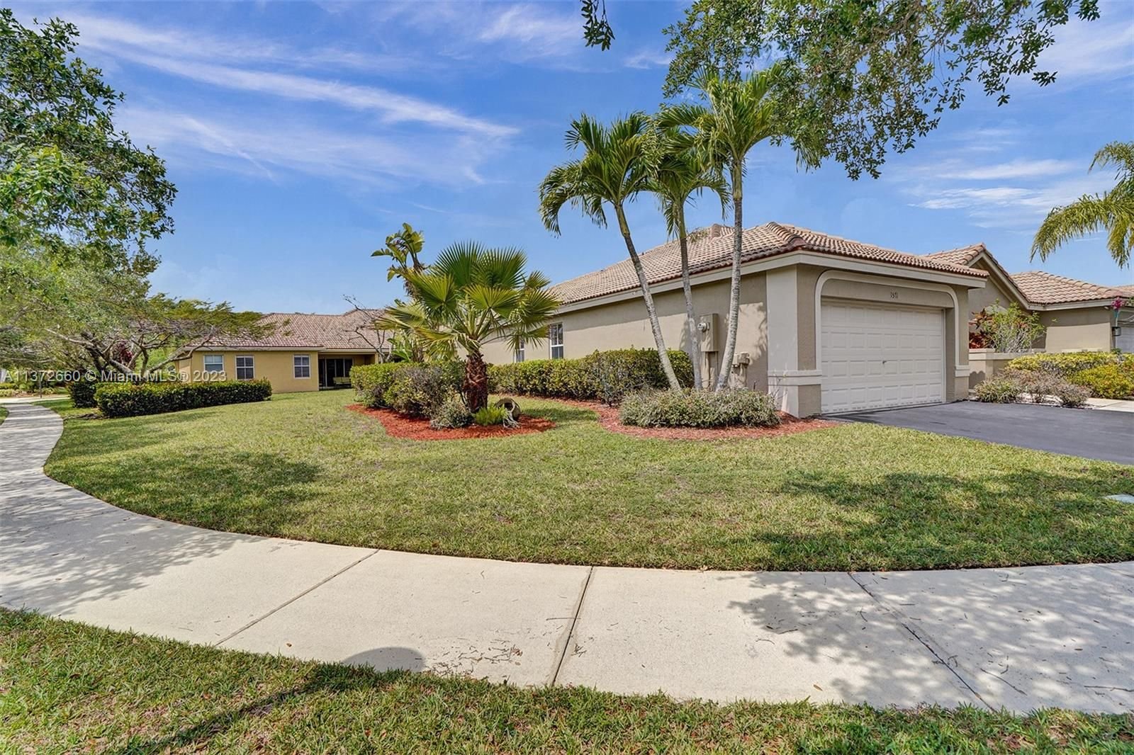 Real estate property located at 1571 Orion #1571, Broward County, Weston, FL