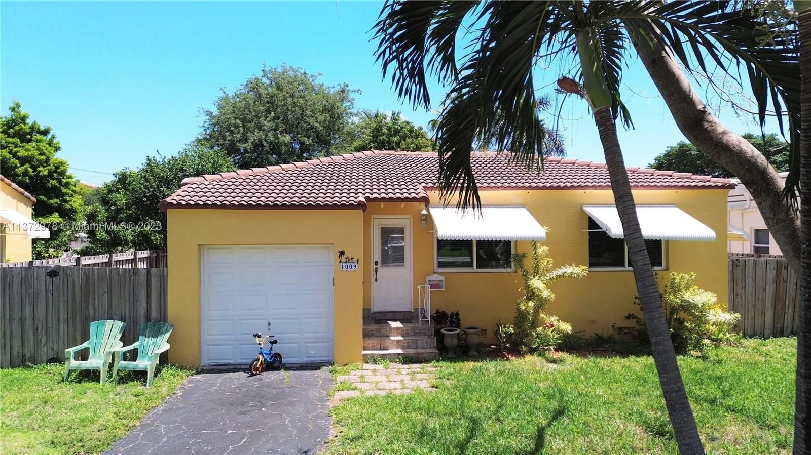 Real estate property located at 1009 17th Ct, Broward County, Hollywood, FL