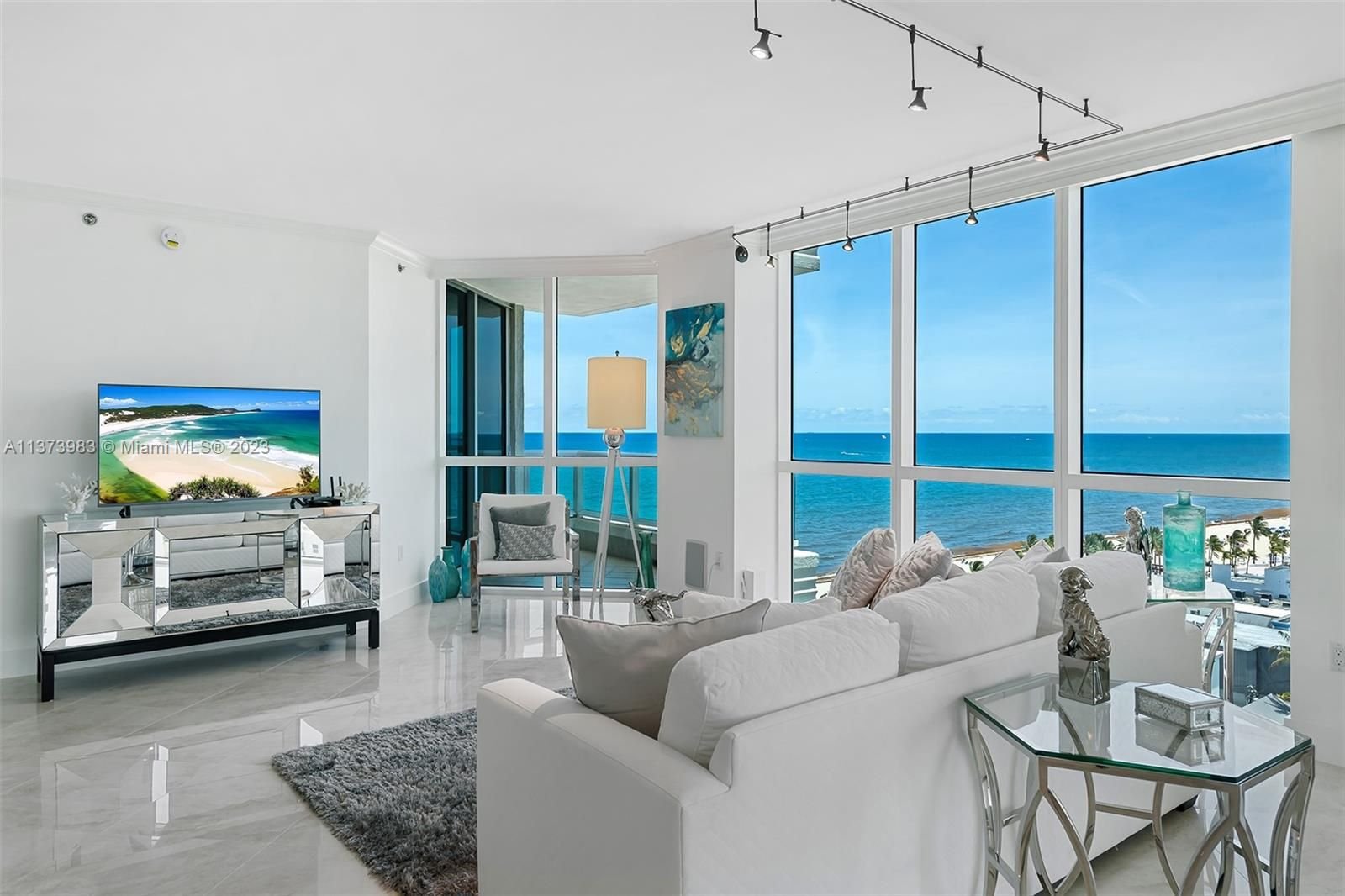 Real estate property located at 101 Fort Lauderdale Beach Blvd #1407, Broward County, Fort Lauderdale, FL