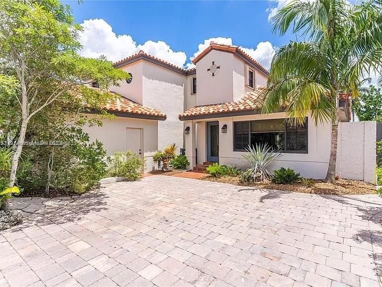 Real estate property located at 12410 95th Ter, Miami-Dade County, Miami, FL