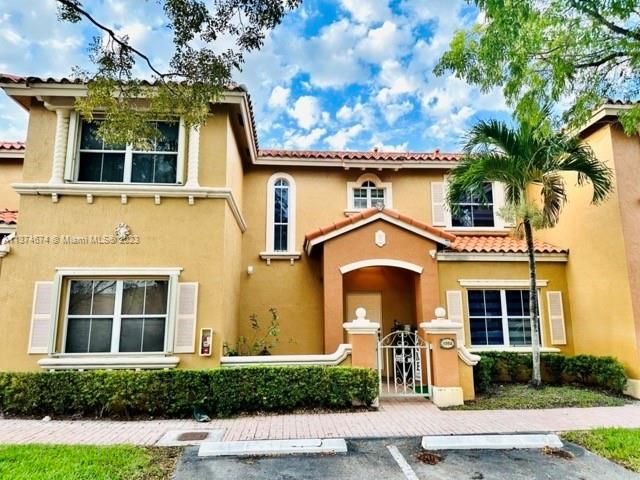 Real estate property located at 8501 138th St #2202, Miami-Dade County, Miami Lakes, FL