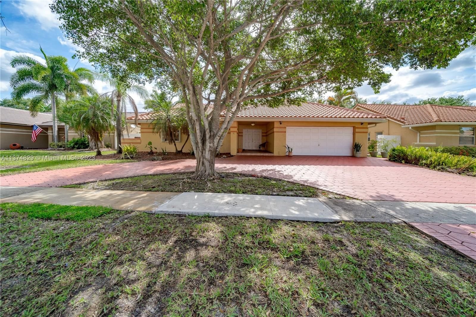 Real estate property located at 1249 161st Ave, Broward County, Pembroke Pines, FL