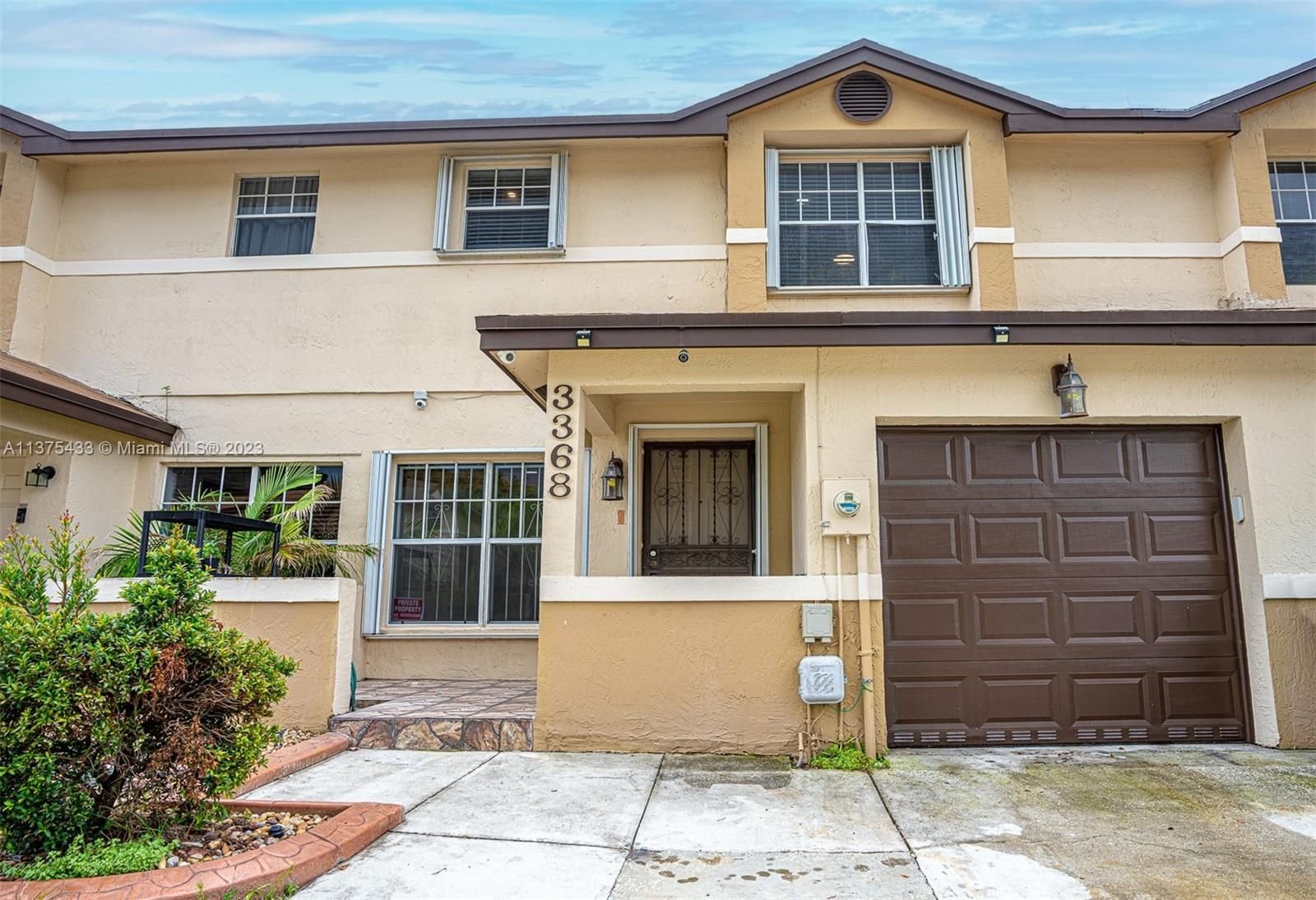 Real estate property located at 3368 197th Ter, Miami-Dade County, Miami Gardens, FL