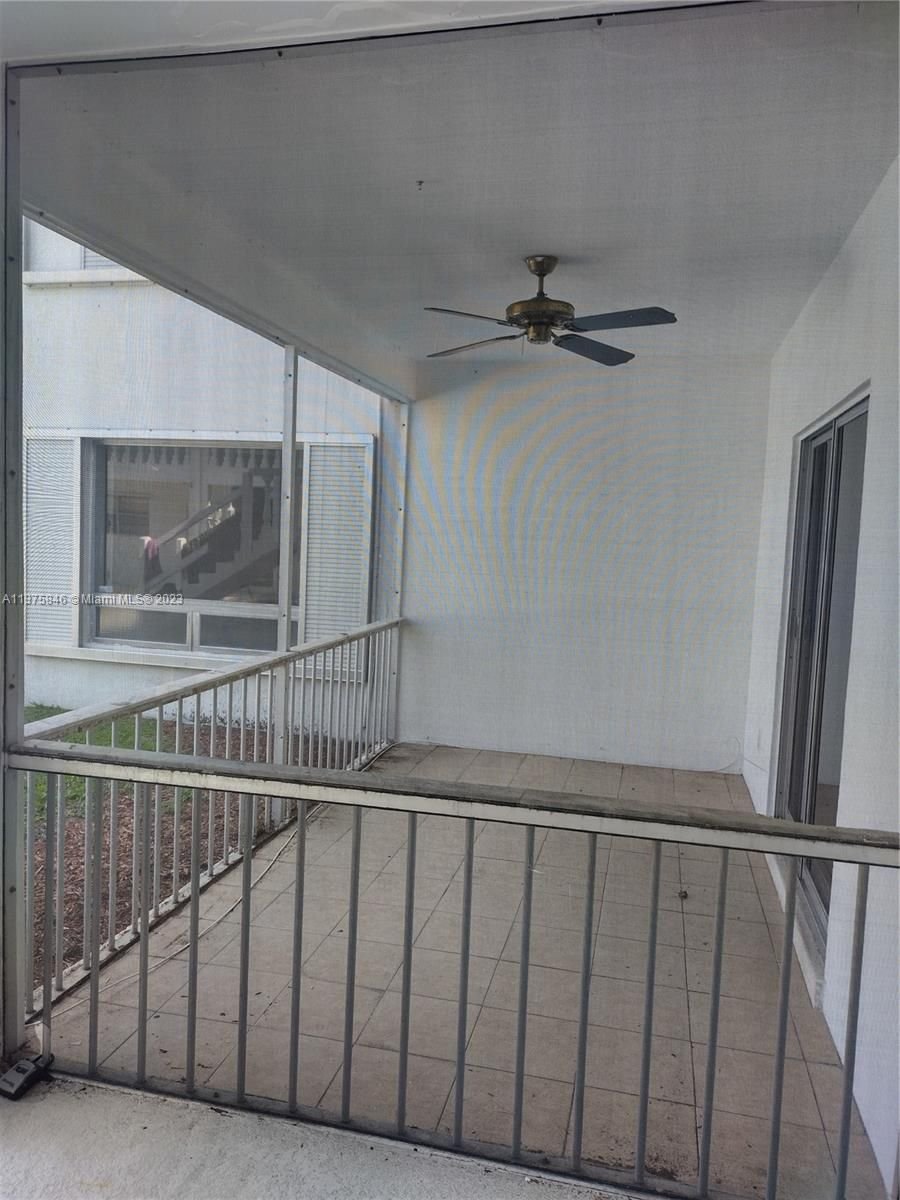 Real estate property located at 1110 16th Ave #1D, Broward County, Hollywood, FL