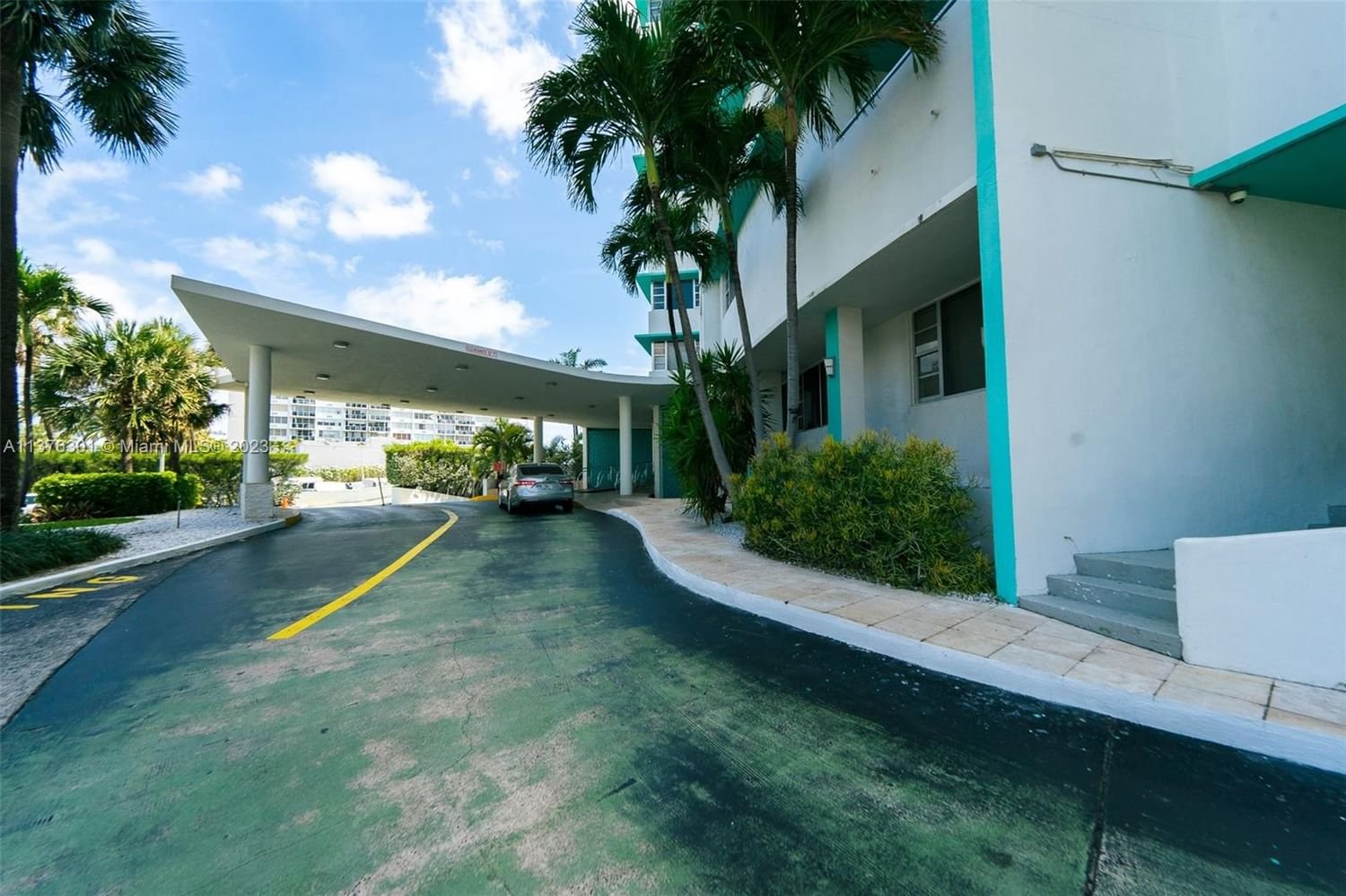 Real estate property located at 5255 Collins Ave #10J, Miami-Dade County, Miami Beach, FL