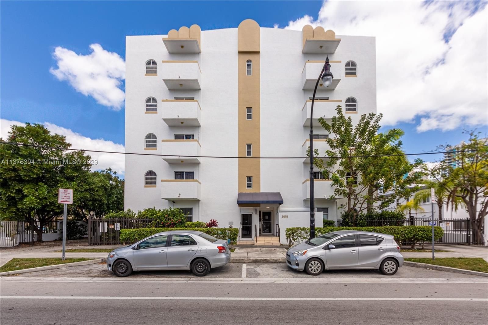Real estate property located at 3051 27th Ave #206, Miami-Dade County, Miami, FL