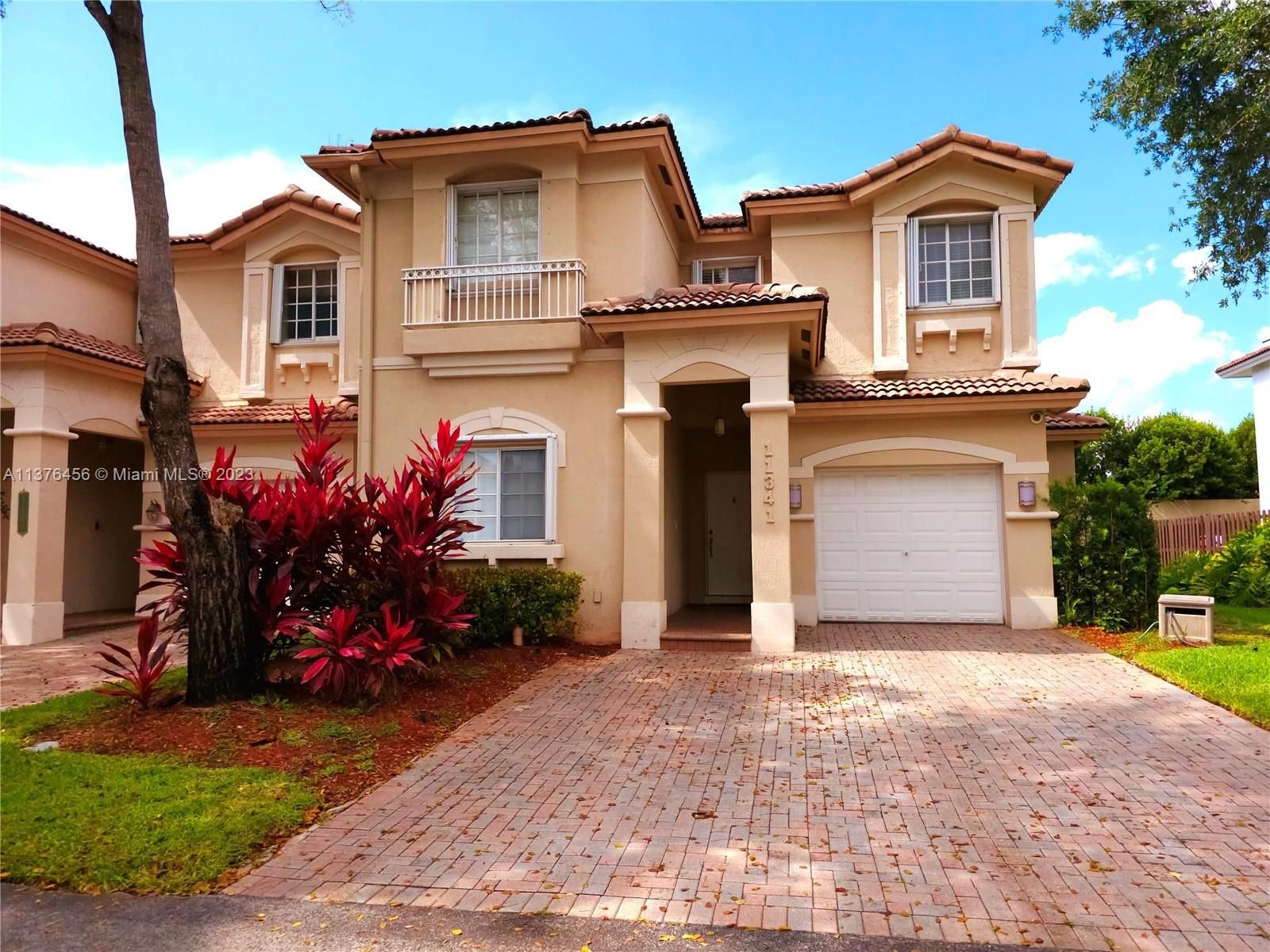 Real estate property located at 11341 73rd Ter, Miami-Dade County, Doral, FL