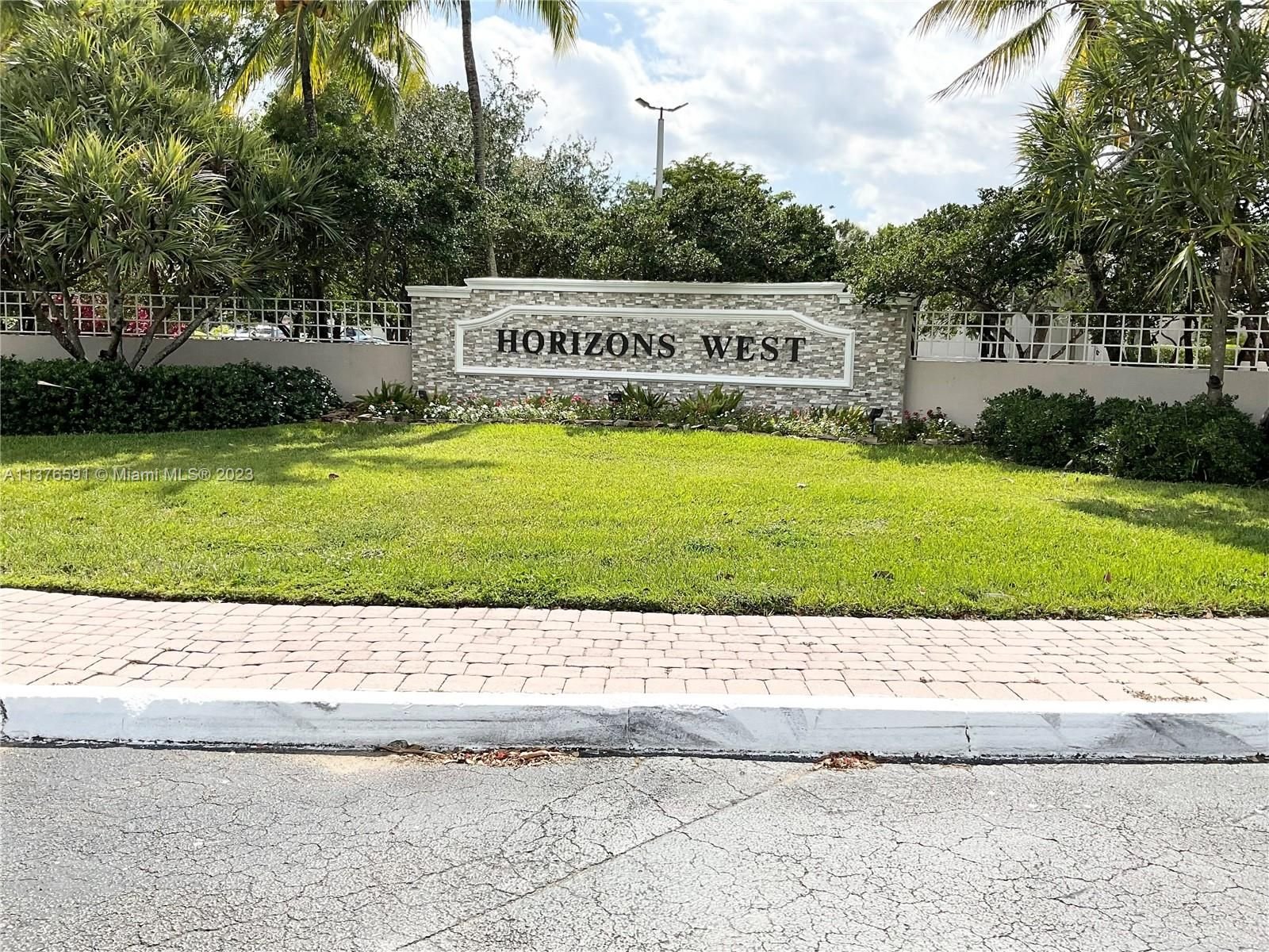 Real estate property located at 8520 133rd Ave Rd #318, Miami-Dade County, Miami, FL