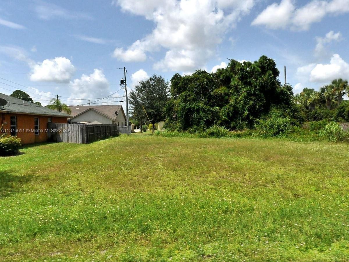 Real estate property located at 1868 California Blvd, St Lucie County, Port St. Lucie, FL