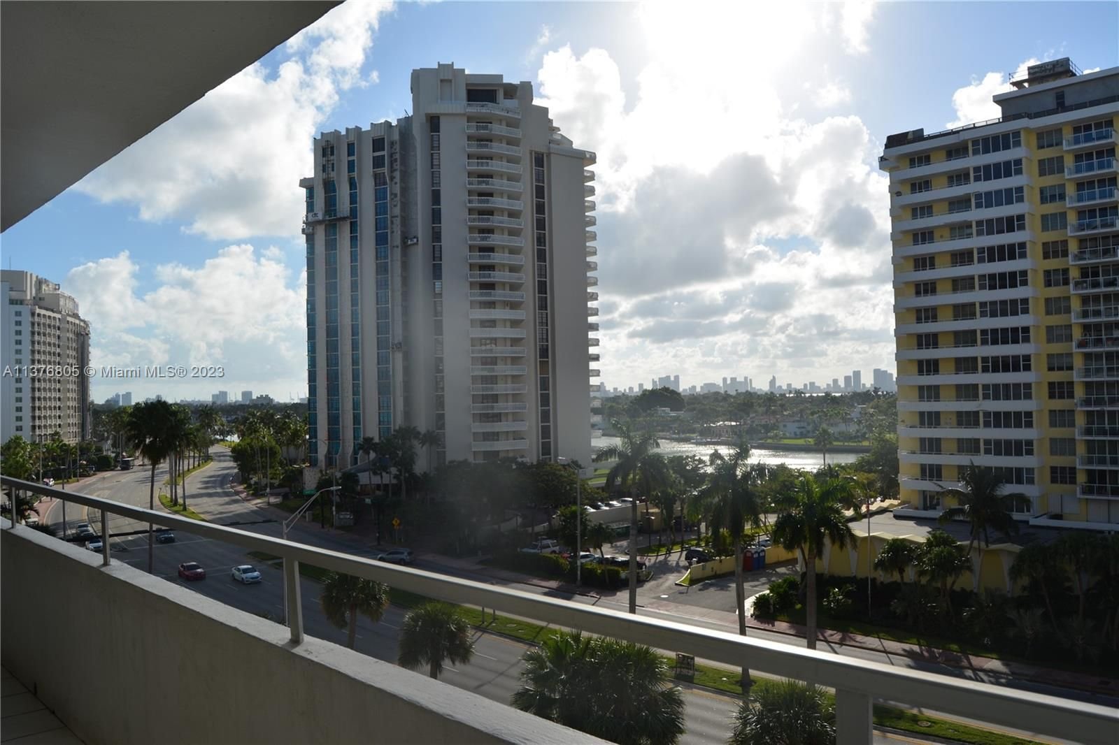 Real estate property located at 5555 Collins Ave #7Y, Miami-Dade County, Miami Beach, FL