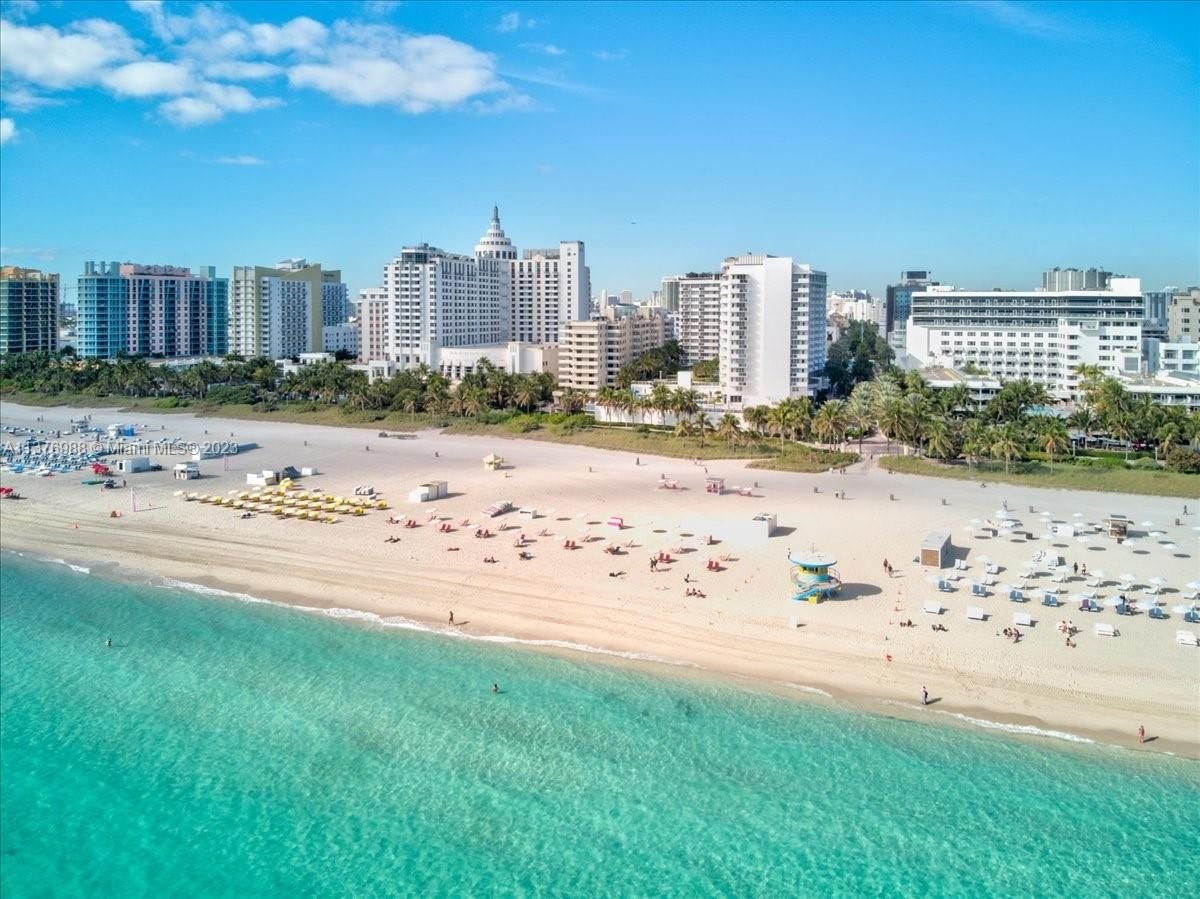 Real estate property located at 100 Lincoln Rd #901, Miami-Dade County, Miami Beach, FL