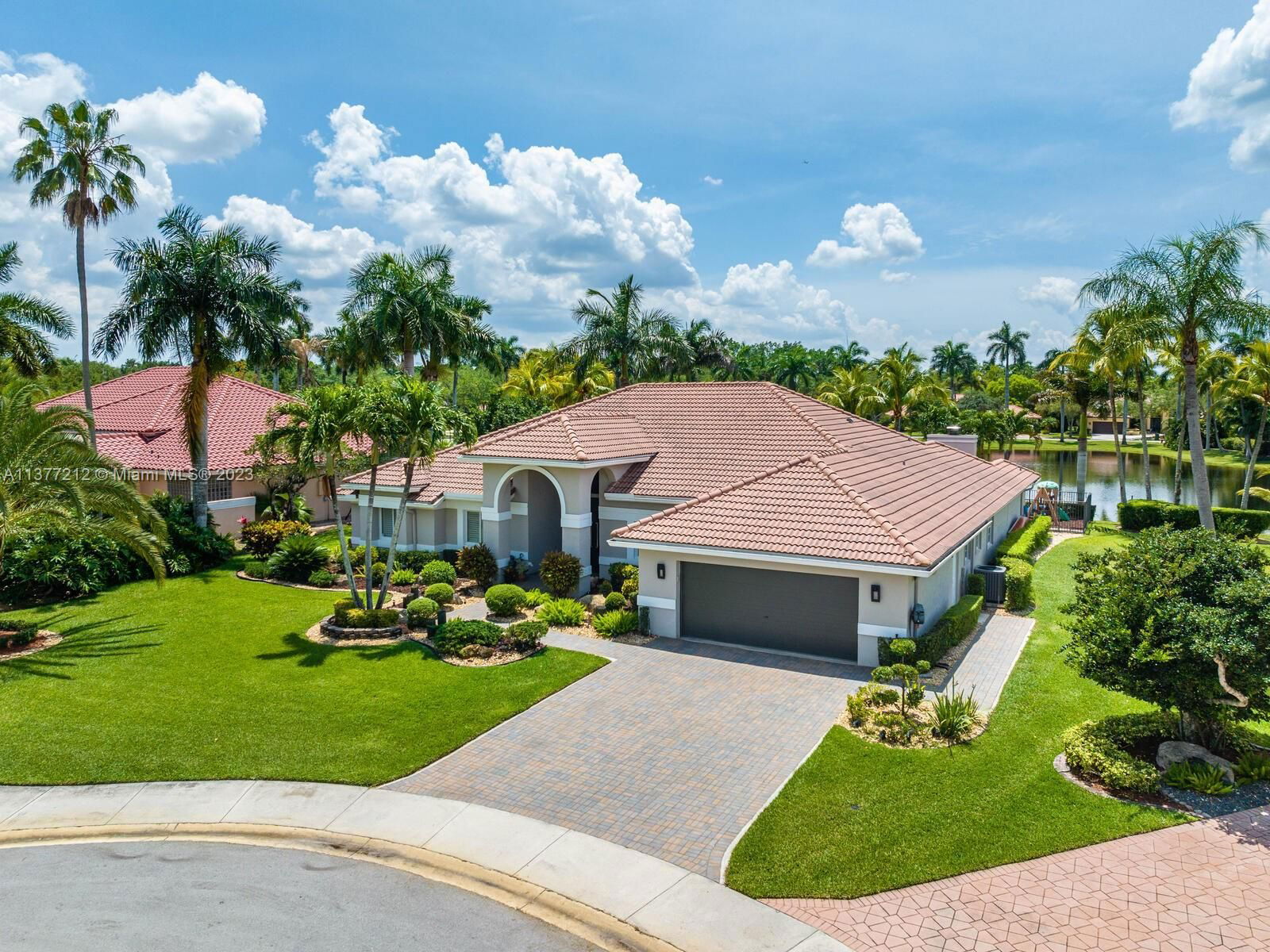 Real estate property located at 1165 Manor Ct, Broward County, Weston, FL