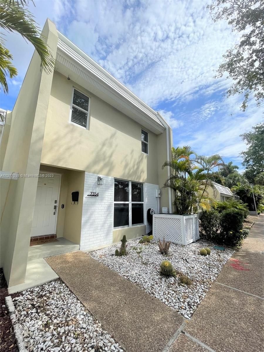 Real estate property located at 7354 Miami Lakeway S #7354, Miami-Dade County, Miami Lakes, FL