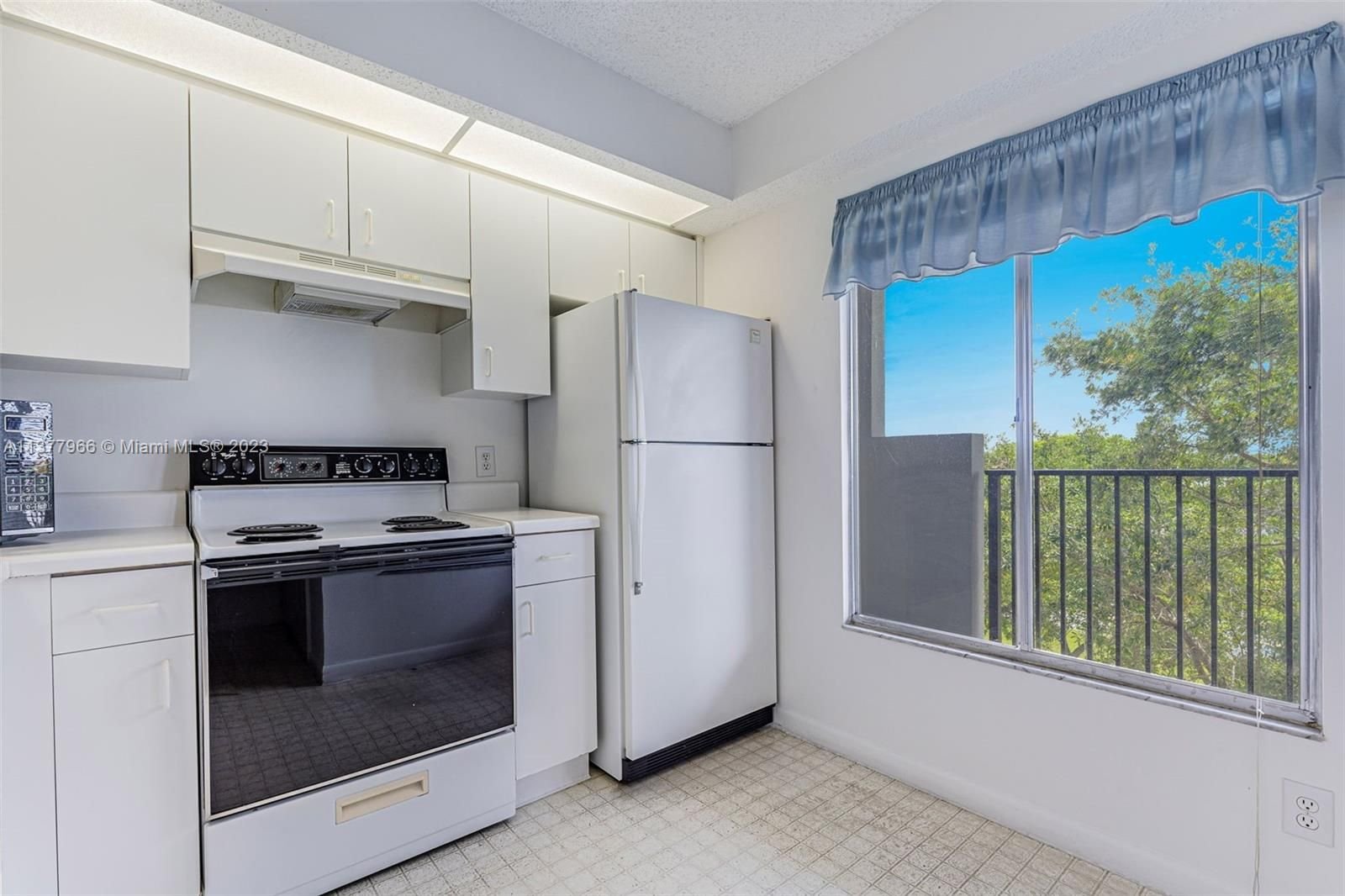 Real estate property located at 800 137th Ave #404G, Broward County, Pembroke Pines, FL