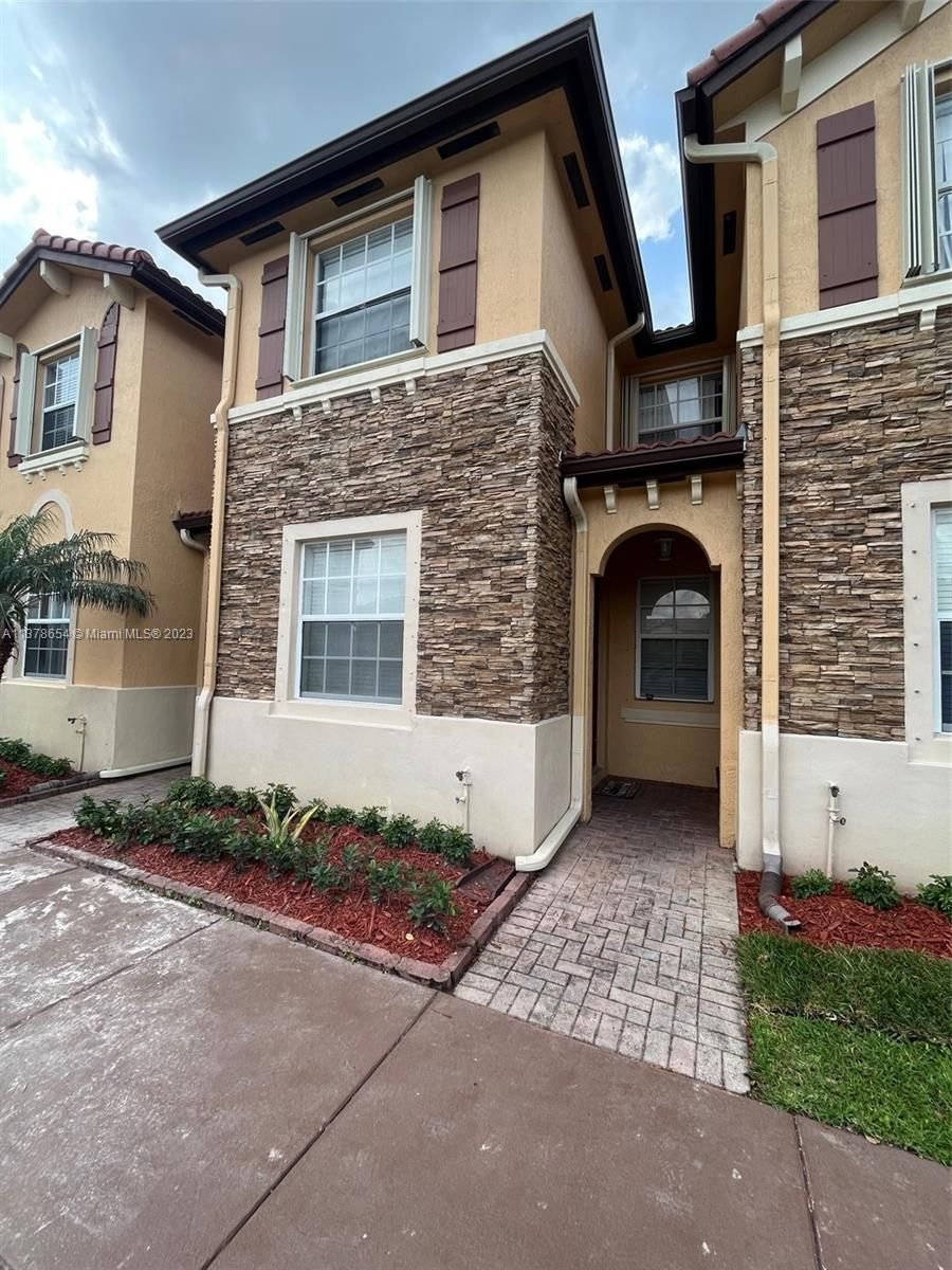 Real estate property located at 3330 13th Cir Dr #105-22, Miami-Dade County, Homestead, FL