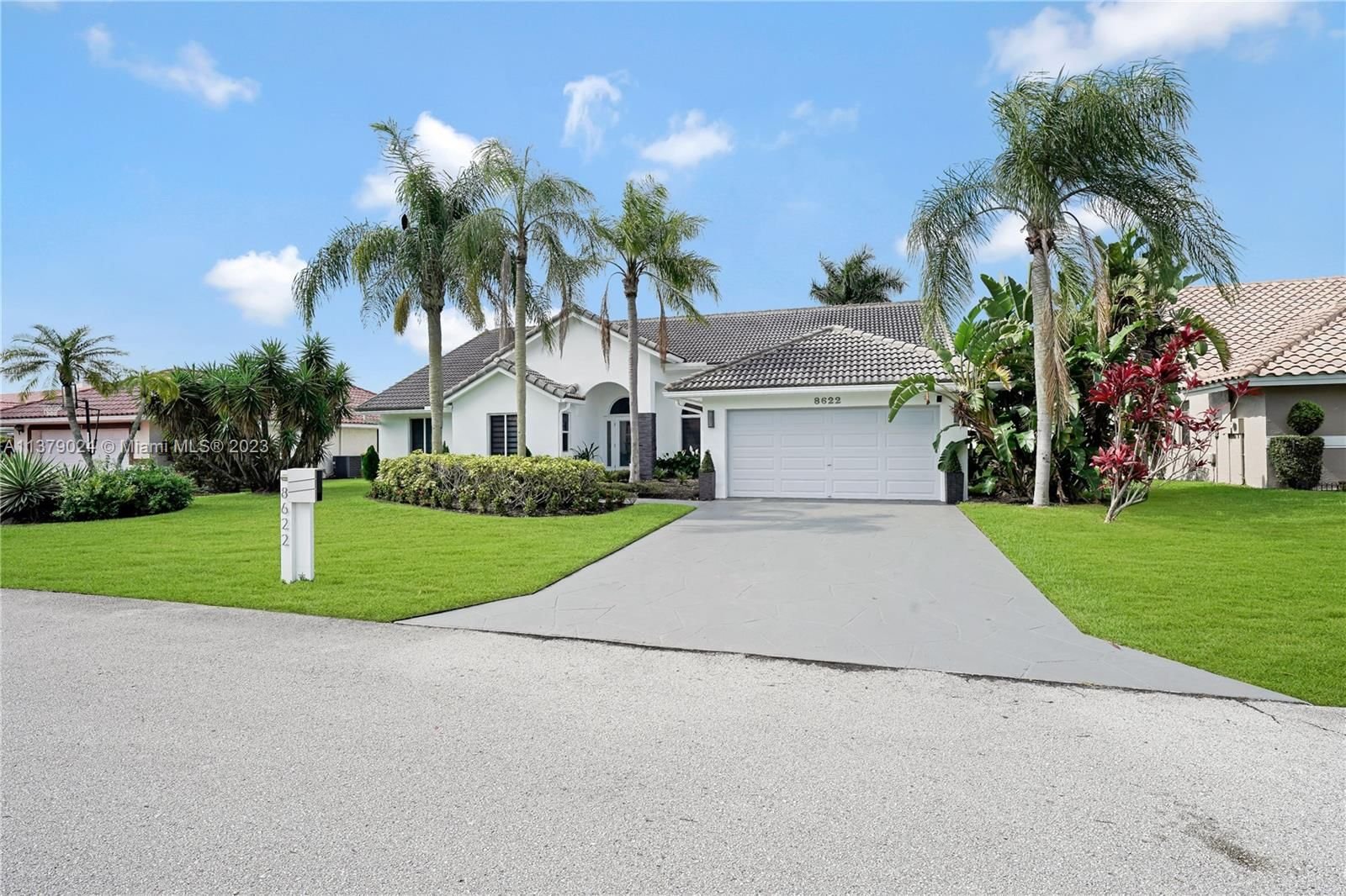 Real estate property located at 8622 79th St, Broward County, Tamarac, FL