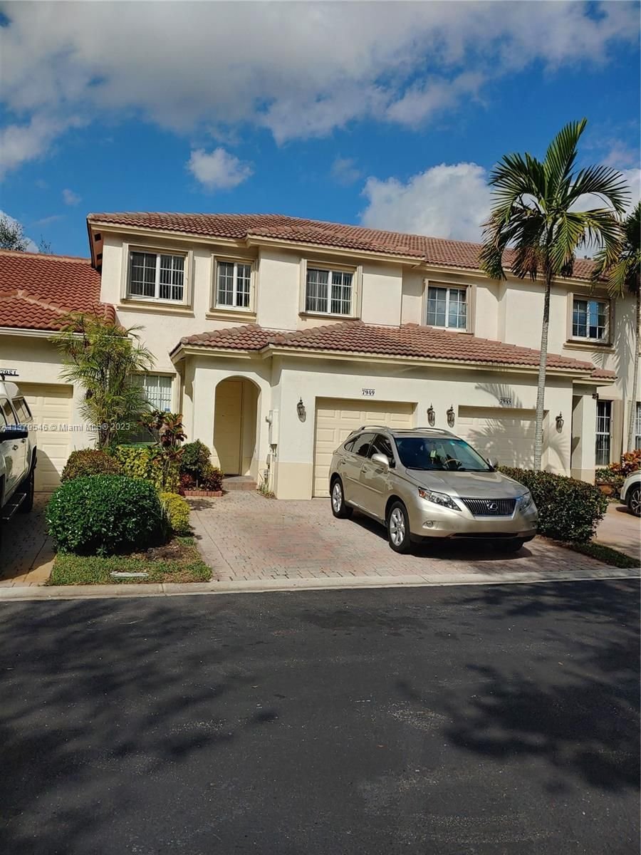 Real estate property located at 7949 20th St #7949, Broward County, Pembroke Pines, FL