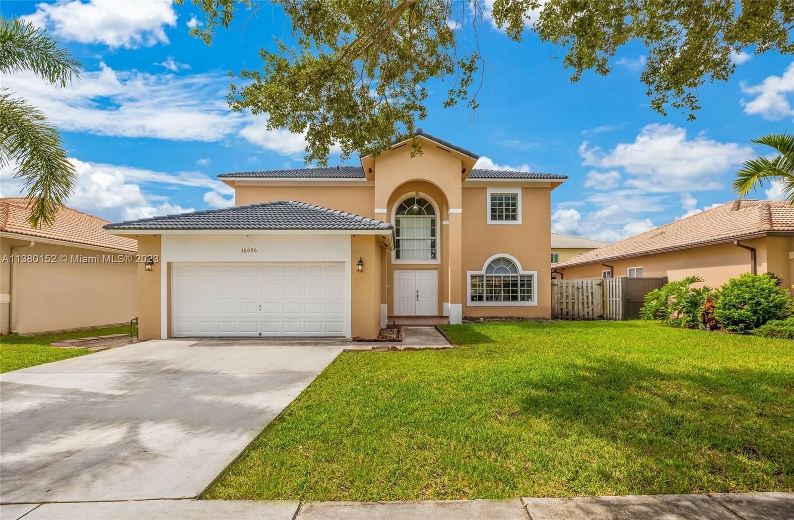Real estate property located at 16096 149th Ter, Miami-Dade County, Miami, FL