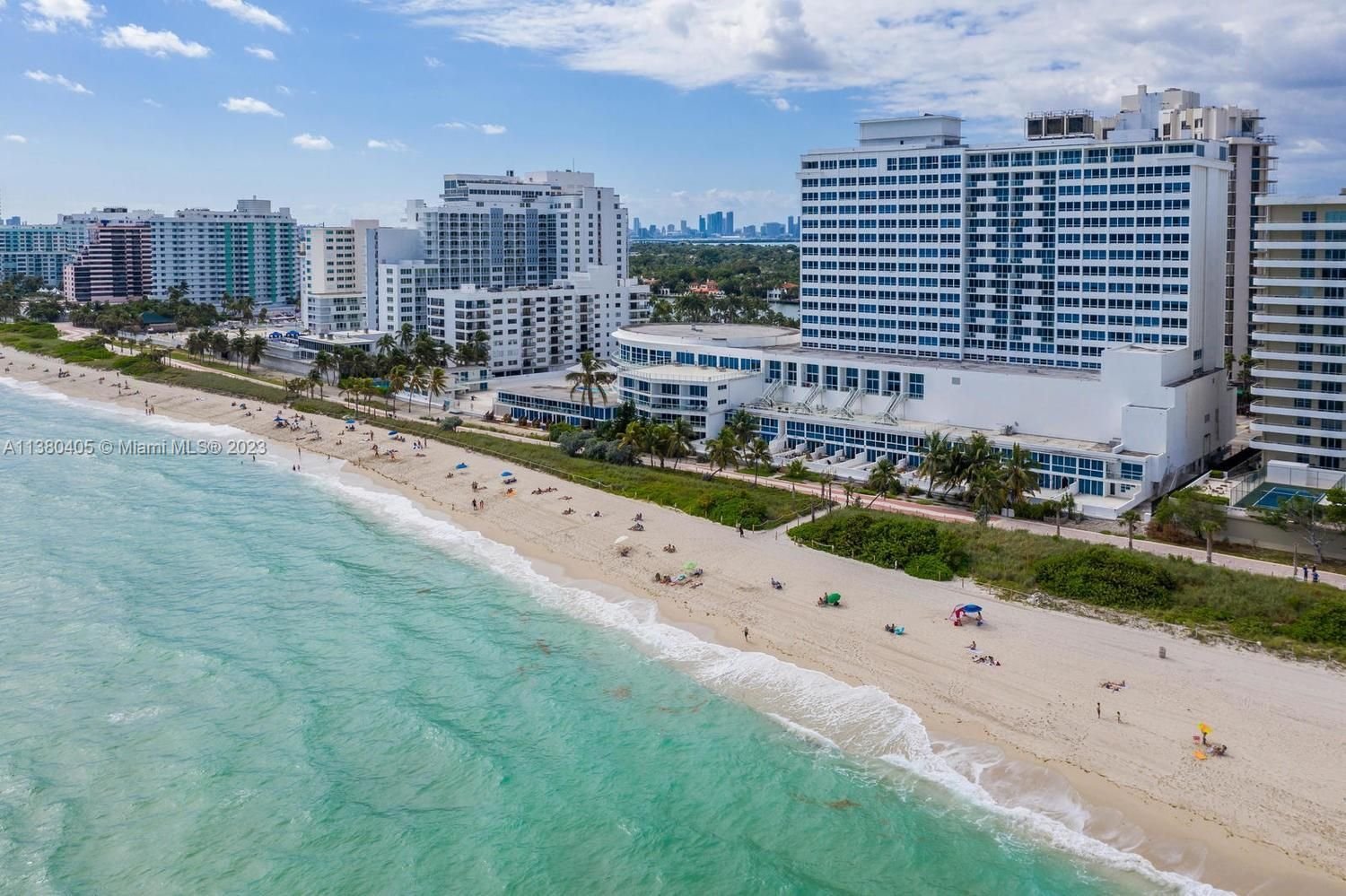 Real estate property located at 5445 Collins Ave #812, Miami-Dade County, Miami Beach, FL
