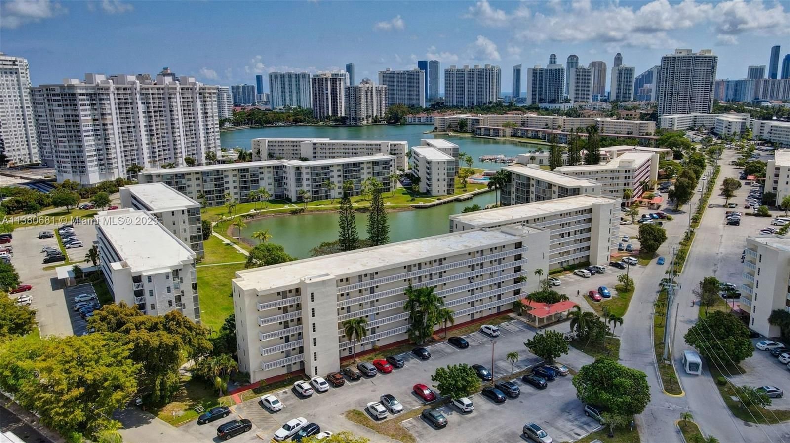 Real estate property located at 2903 Point East Dr K312, Miami-Dade County, Aventura, FL