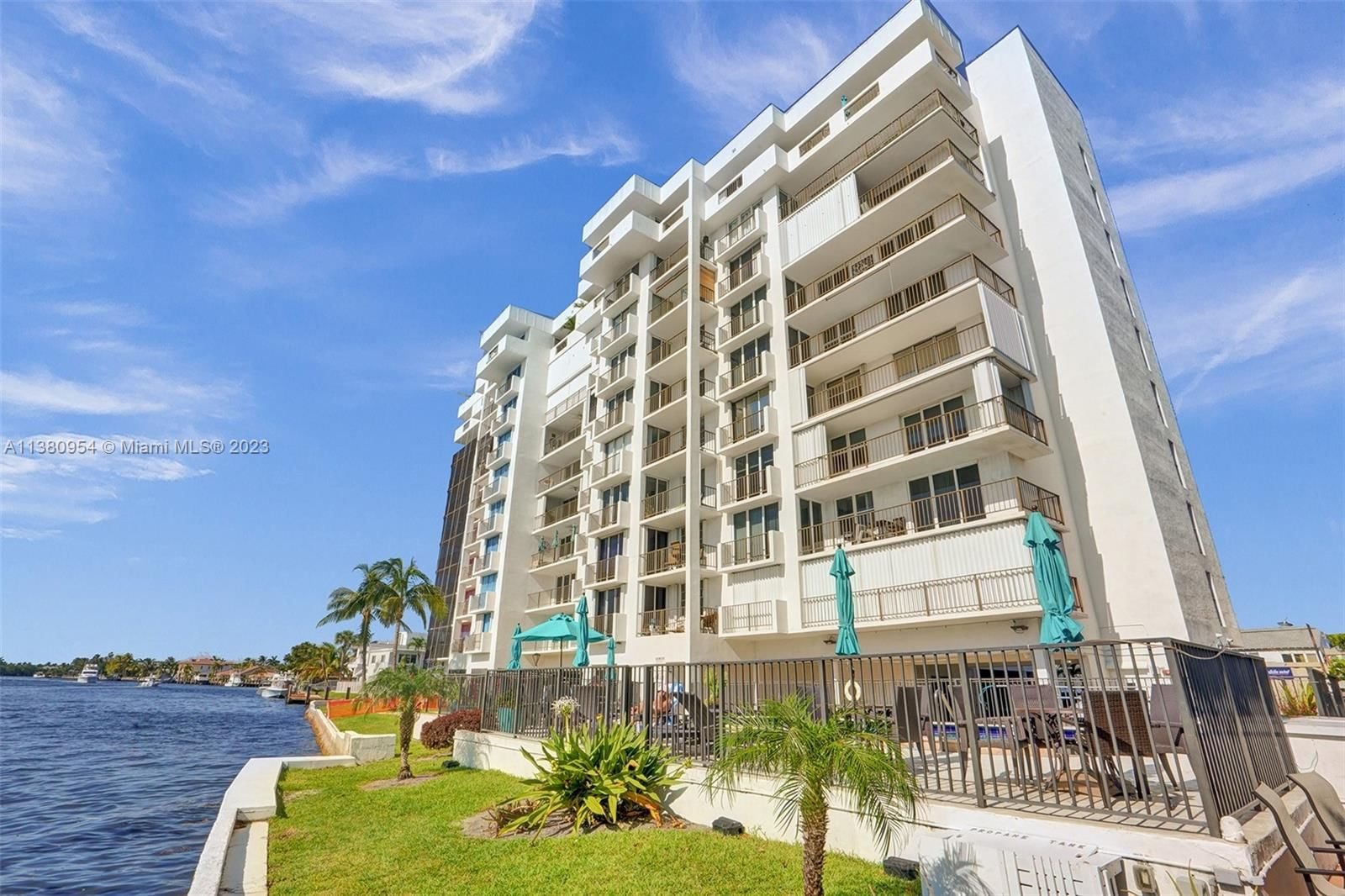 Real estate property located at 1609 Riverside Dr #406, Broward County, Pompano Beach, FL