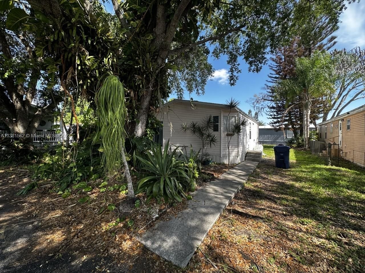 Real estate property located at 35250 177ct Unit 177, Miami-Dade County, Homestead, FL