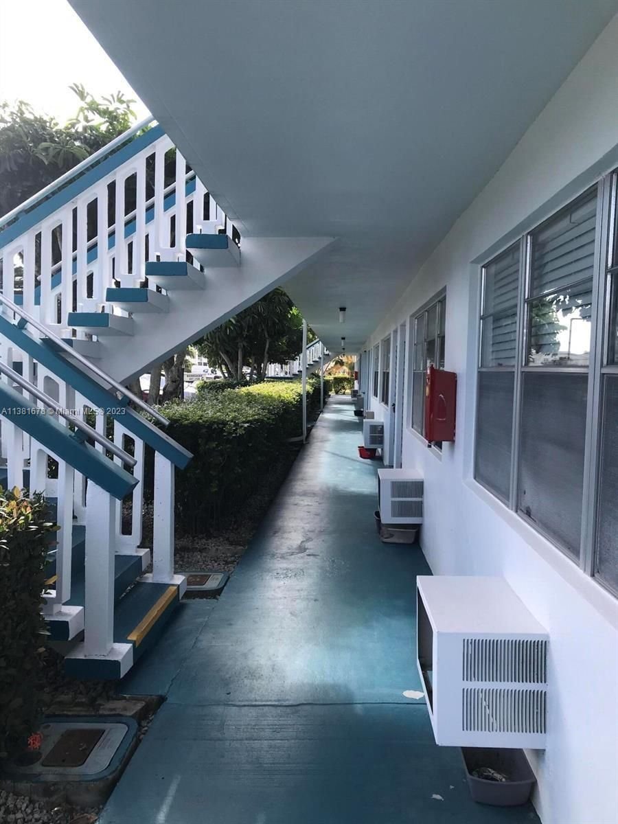 Real estate property located at 153 Berkshire G #153, Palm Beach County, BERKSHIRE A THRU K CONDOS, West Palm Beach, FL