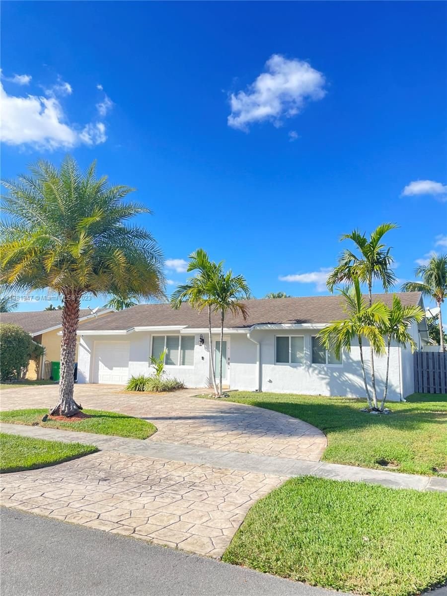 Real estate property located at 10771 20th Ct, Broward County, Sunrise, FL