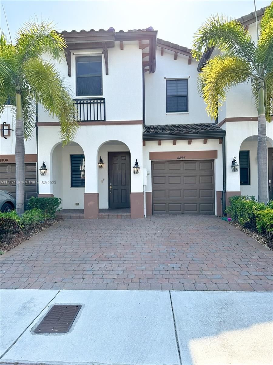 Real estate property located at 8844 102nd Ct #8844, Miami-Dade County, Doral, FL