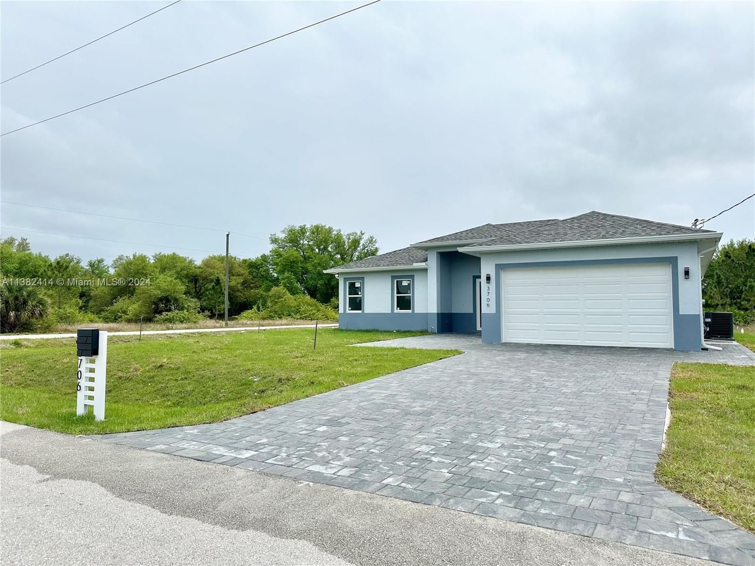 Real estate property located at 3706 EAST 17th St, Lee County, Lehigh Acres, FL