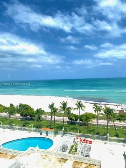 Real estate property located at 2899 Collins Ave #939, Miami-Dade County, Miami Beach, FL