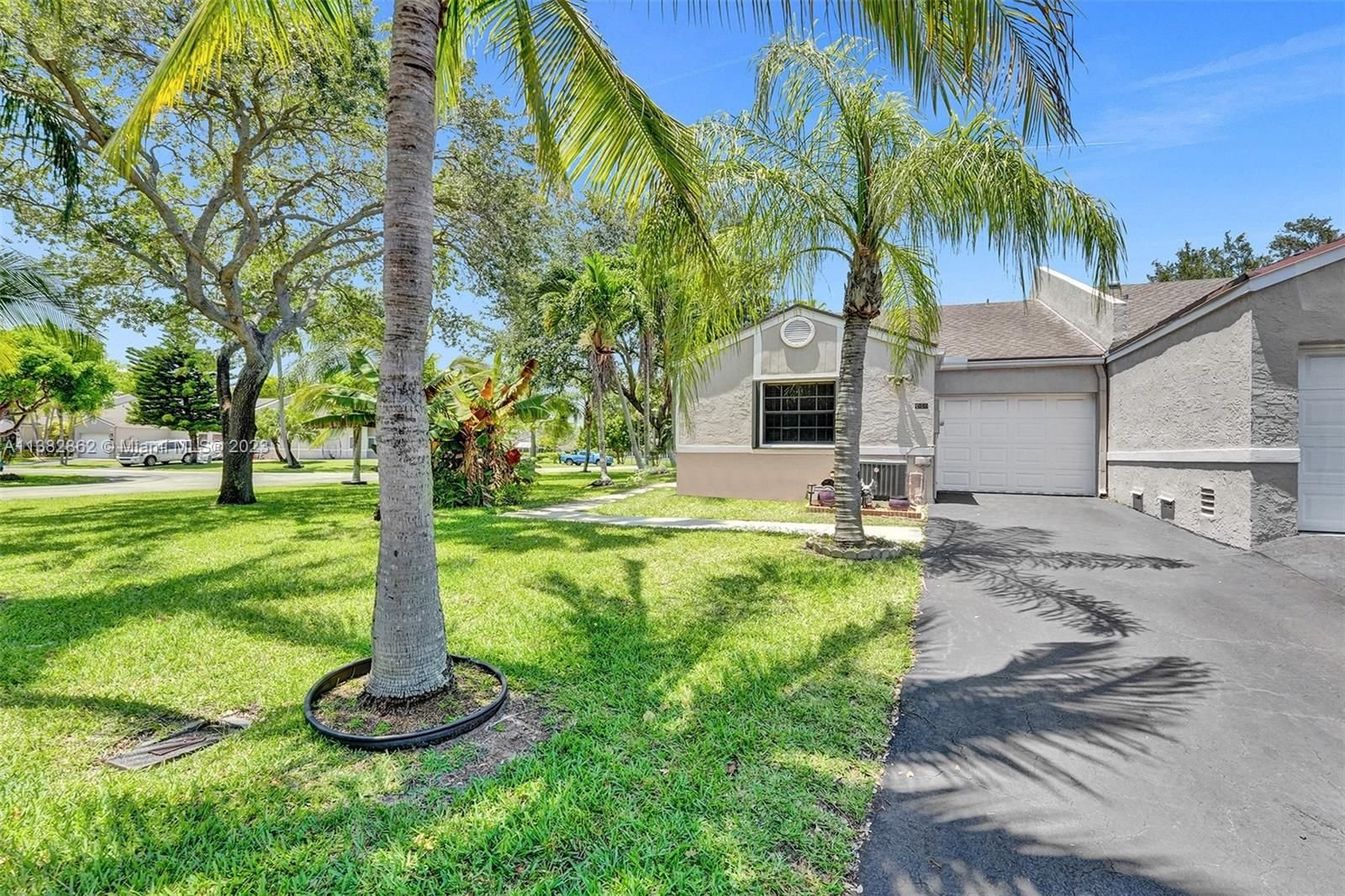 Real estate property located at 5149 11th Ln, Broward County, Deerfield Beach, FL