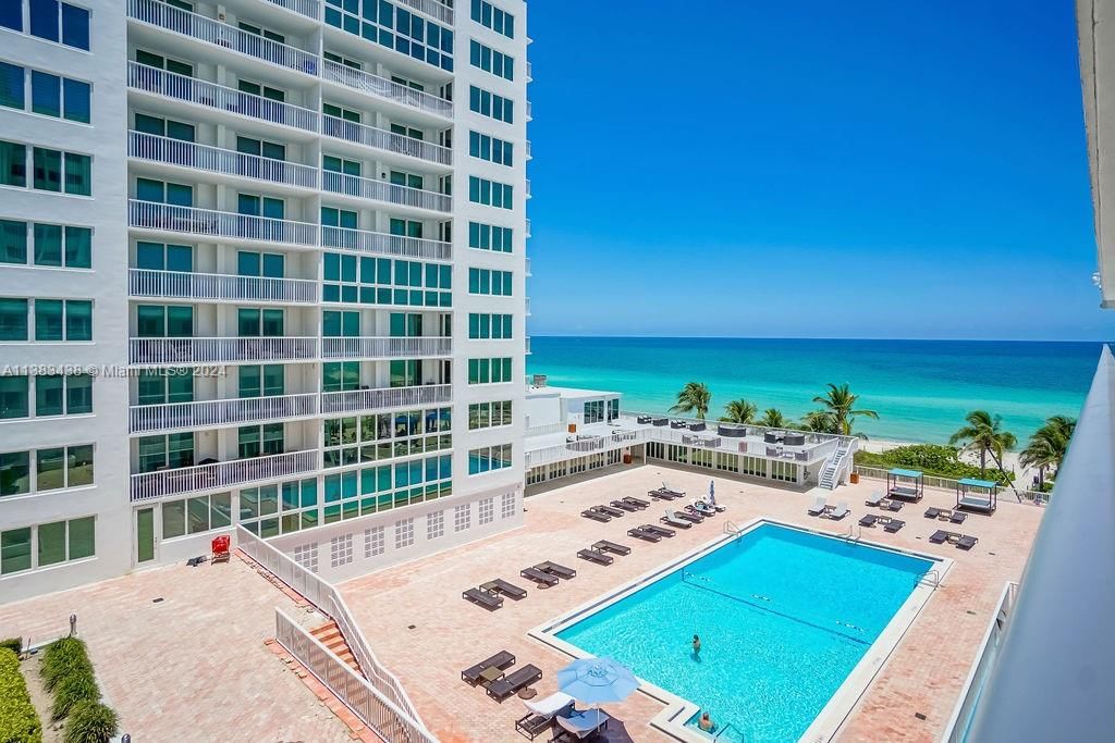 Real estate property located at 5401 Collins Ave #601, Miami-dade, The Carriage House Condo, Miami Beach, FL