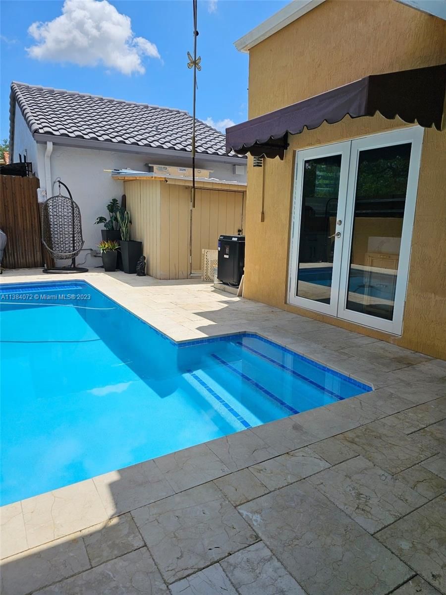 Real estate property located at 11232 159th Pl, Miami-Dade County, Miami, FL