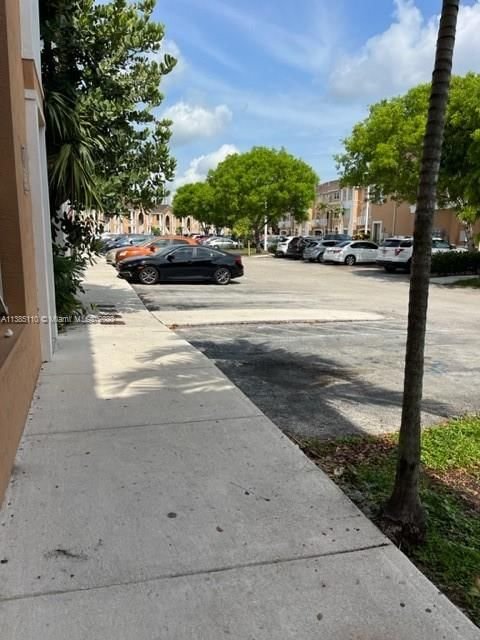 Real estate property located at 7200 177th St #108-7, Miami-Dade County, SHOMA HOMES AT COUNTRY CL, Hialeah, FL